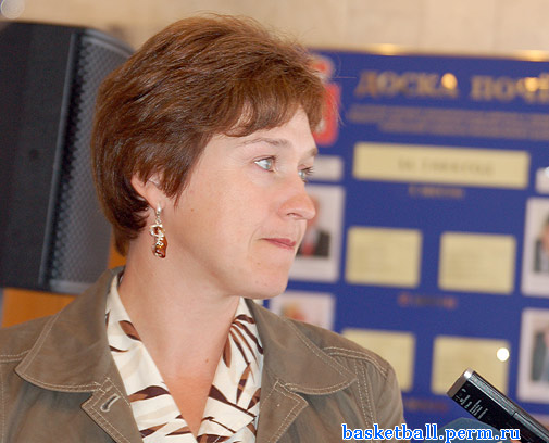 20090728-ug-finance-3.jpg
